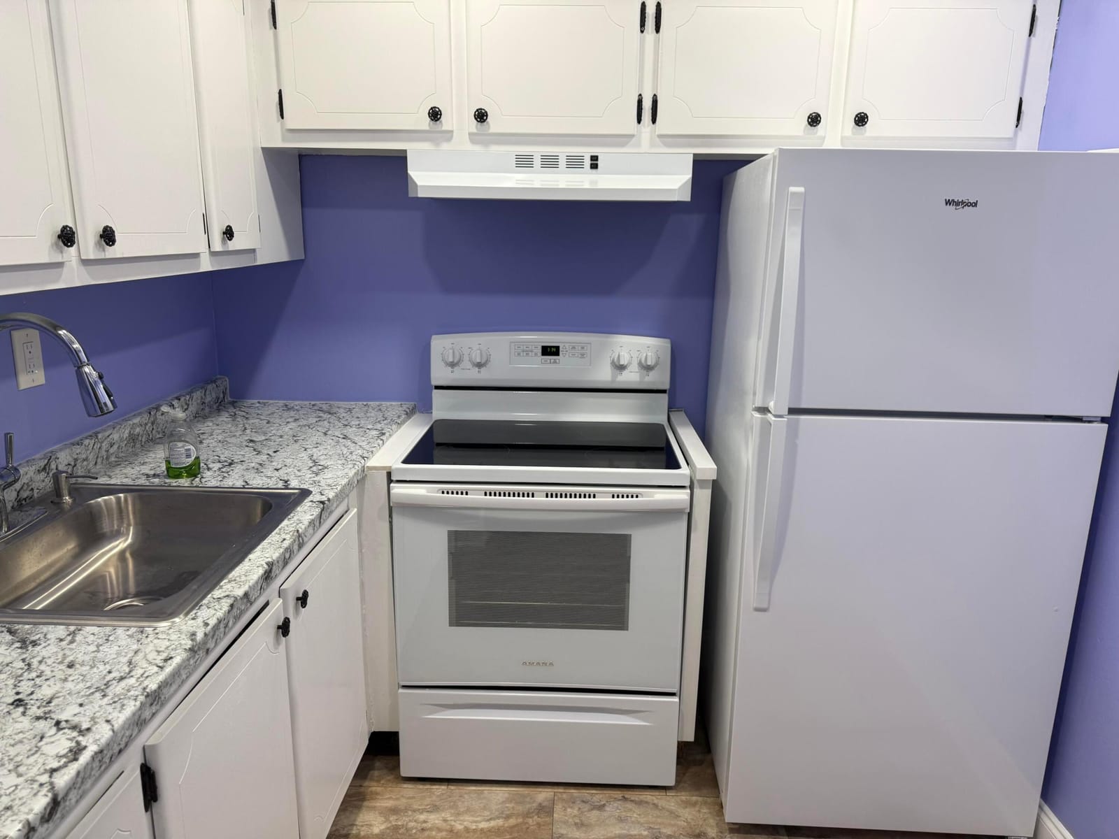 Pending home at 146 NORWICH G 146, West Palm Beach, FL 33417