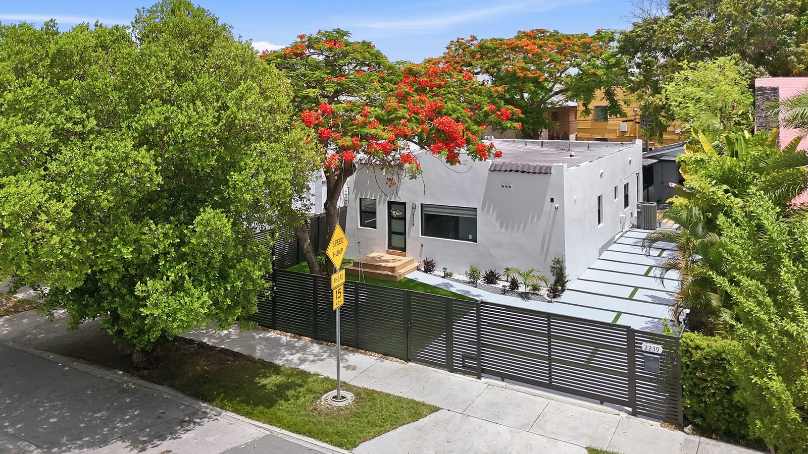 2239 SW 10TH Street — photo 8