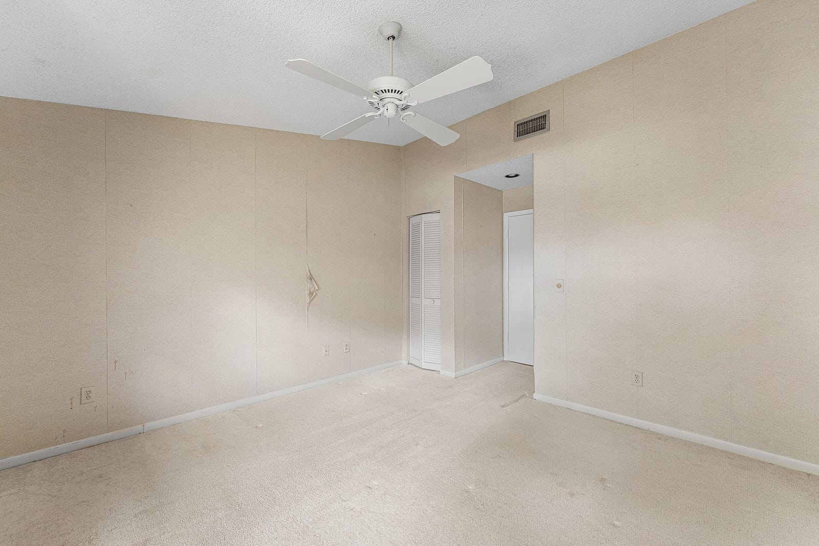 5272 Fairway Woods Drive 4112, Delray Beach, FL 33484 photo 19