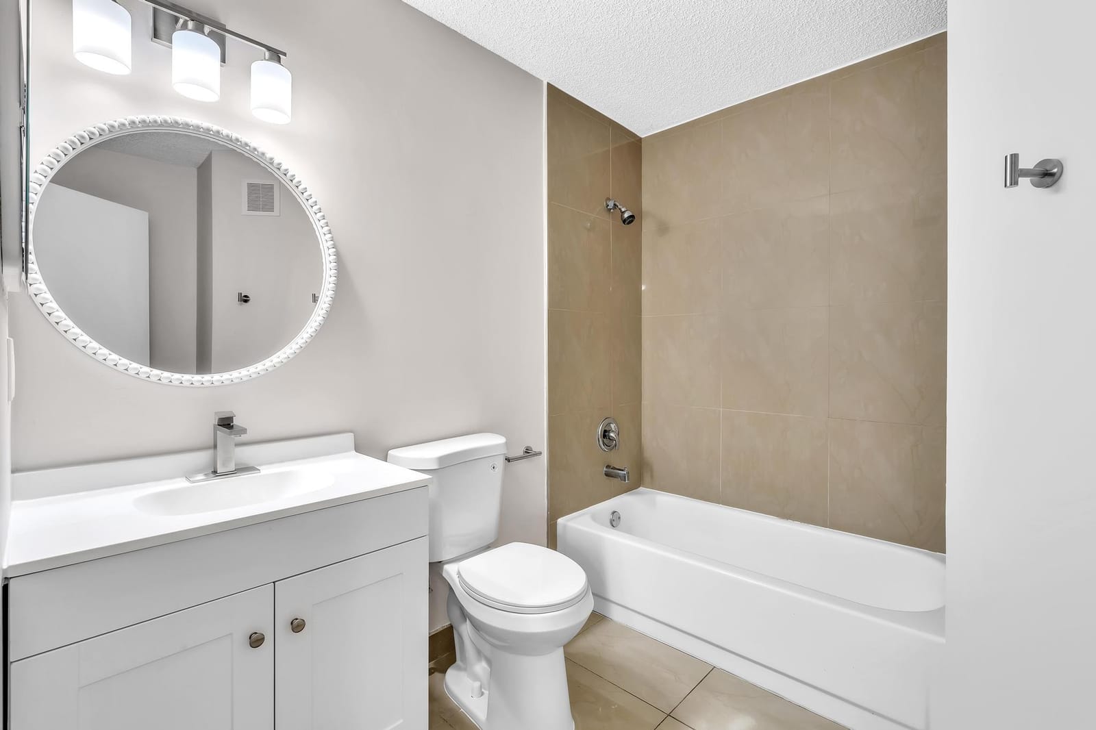 601 LYONS Road 7201 — photo 9