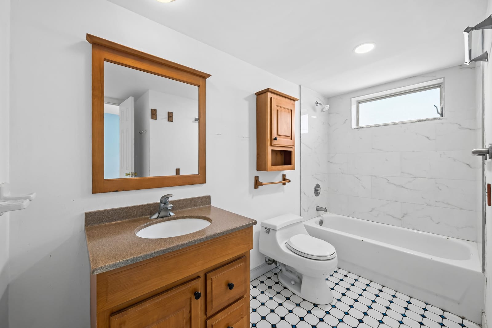 1407 NE 56TH Street 209 — photo 11