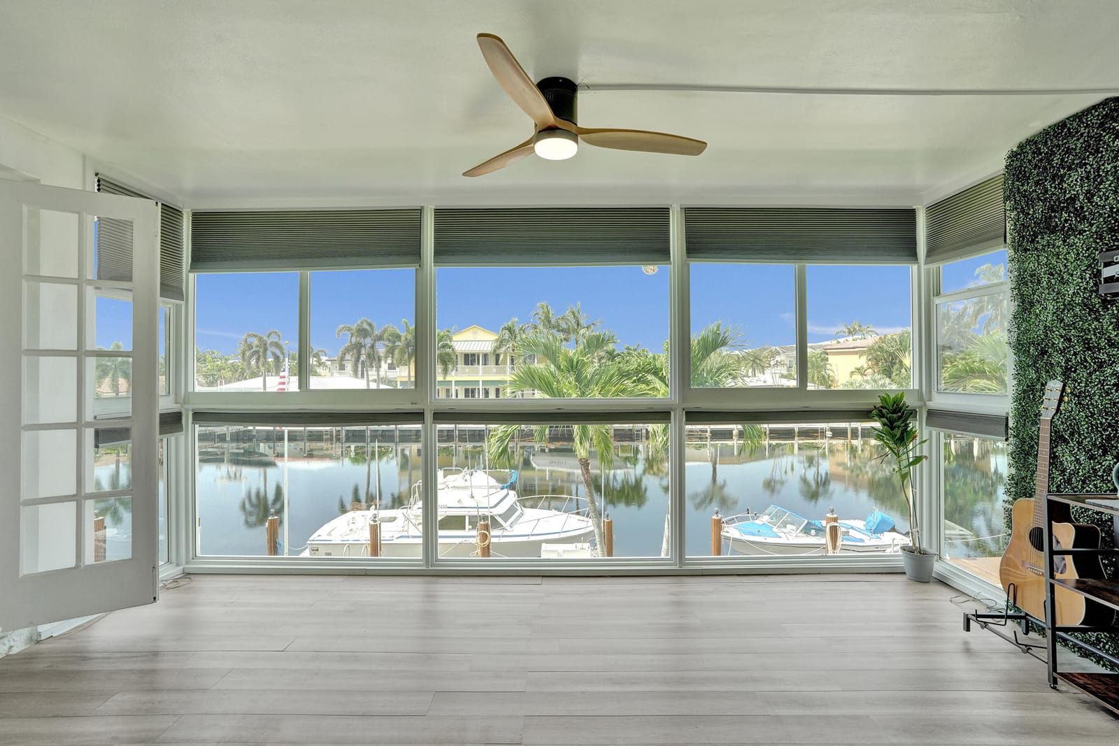 2400 NE 36th Street 10, Lighthouse Point, FL 33064
