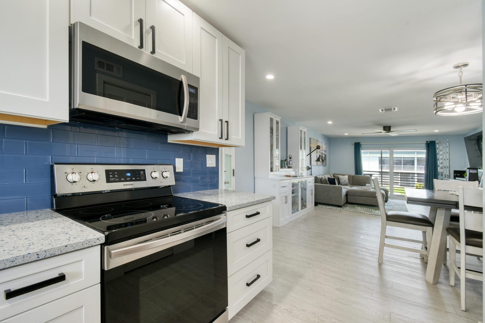 117 Lehane Terrace 211 — photo 8