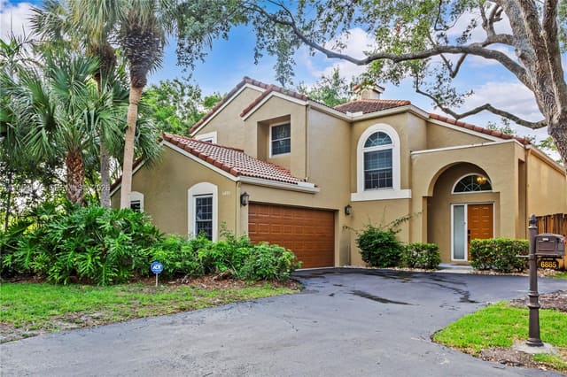 6885 NW 75th Place 6885, Parkland, FL 33067
