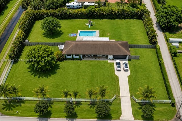 5301 SW 178th Avenue, Southwest Ranches, FL 33331