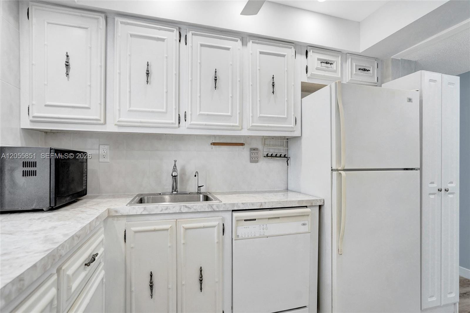 2000 Atlantic Shores Boulevard 207 — photo 11