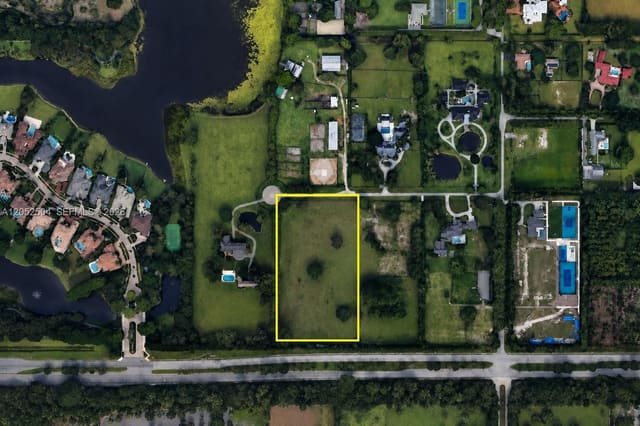 8650 Surrey Lane, Boca Raton, FL 33496