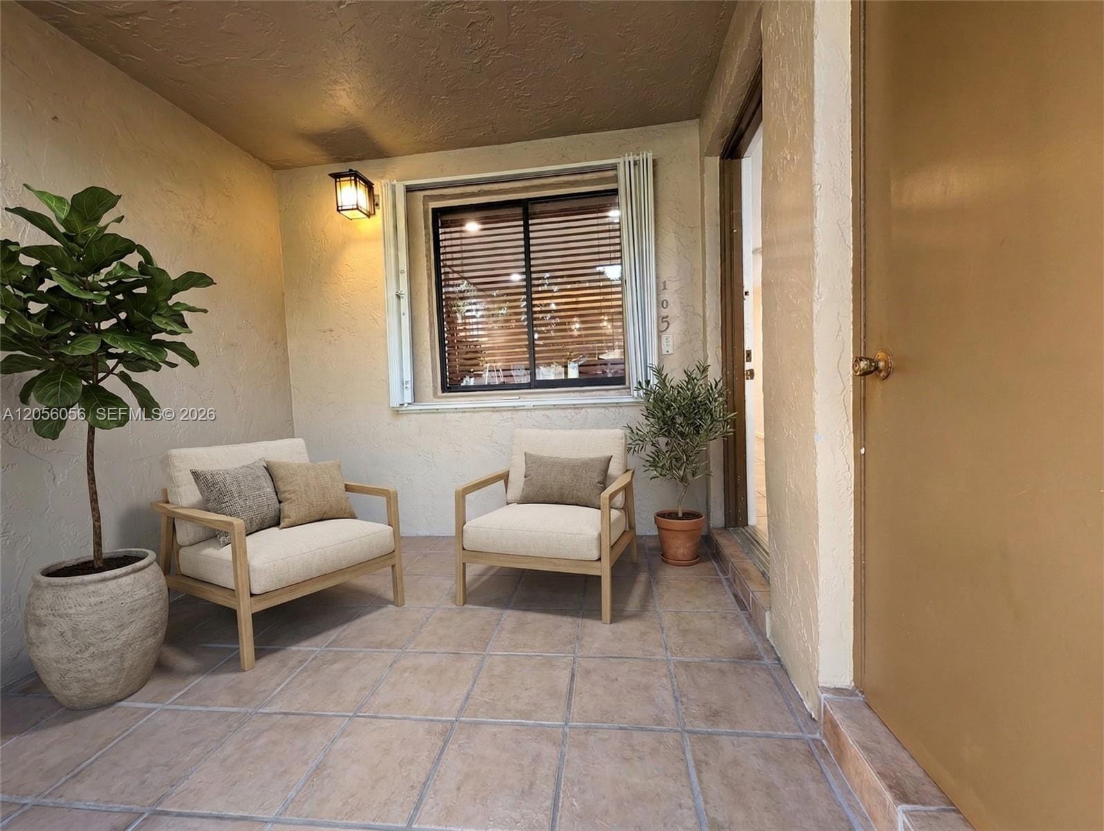 310 Lakeview Drive 105 — photo 2