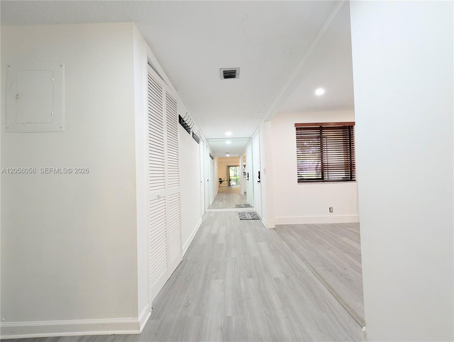 310 Lakeview Drive 105, Weston, FL 33326 photo 13