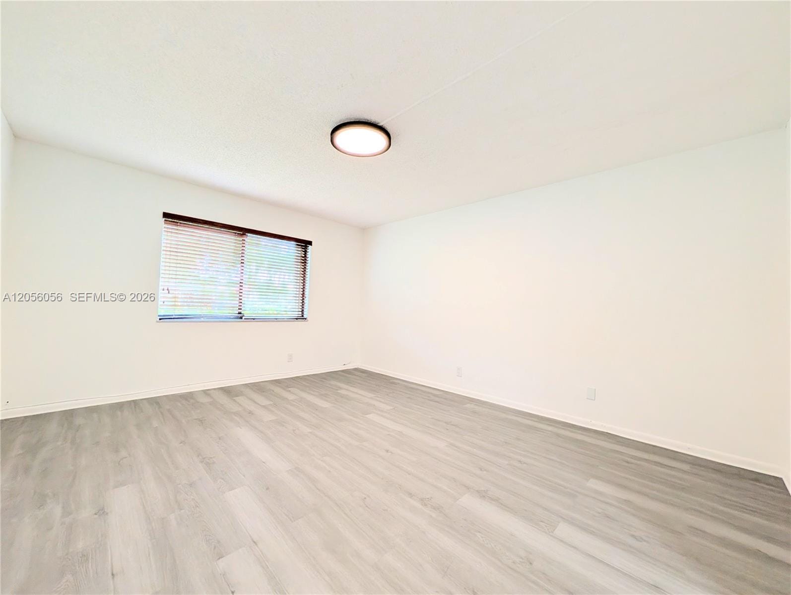 310 Lakeview Drive 105, Weston, FL 33326 photo 22