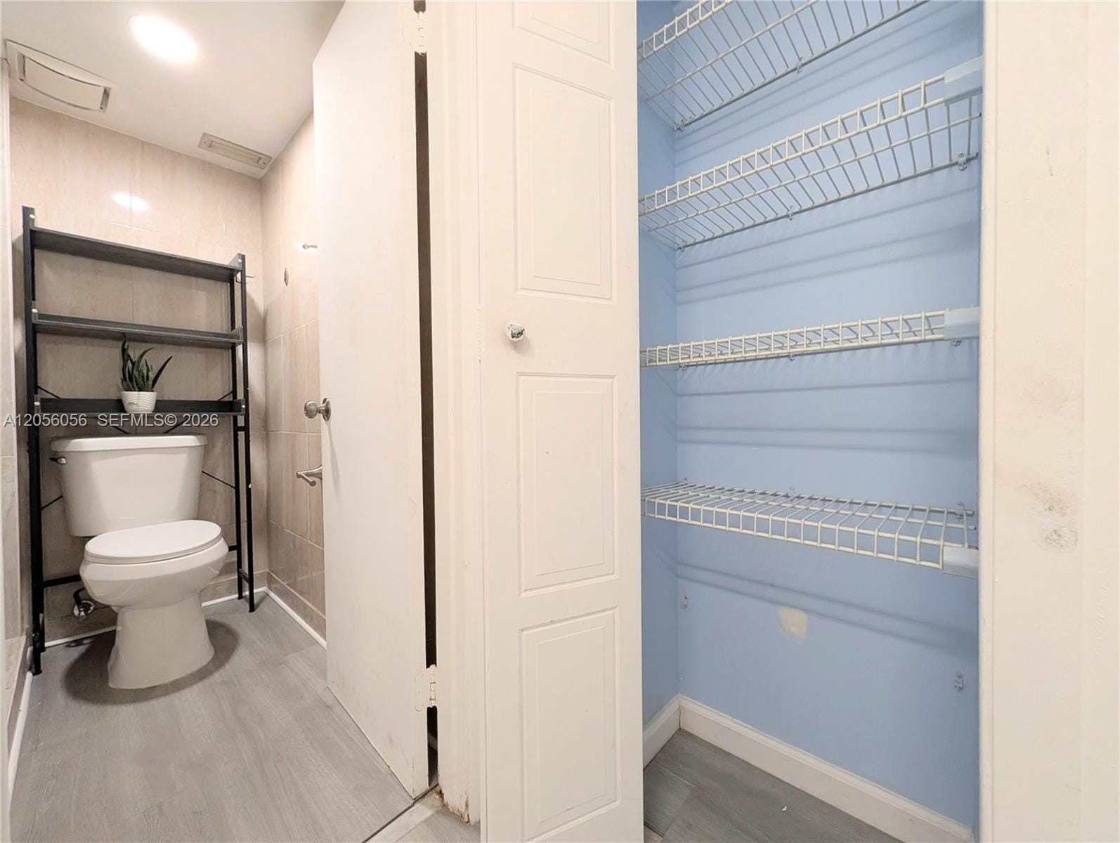 310 Lakeview Drive 105, Weston, FL 33326 photo 26