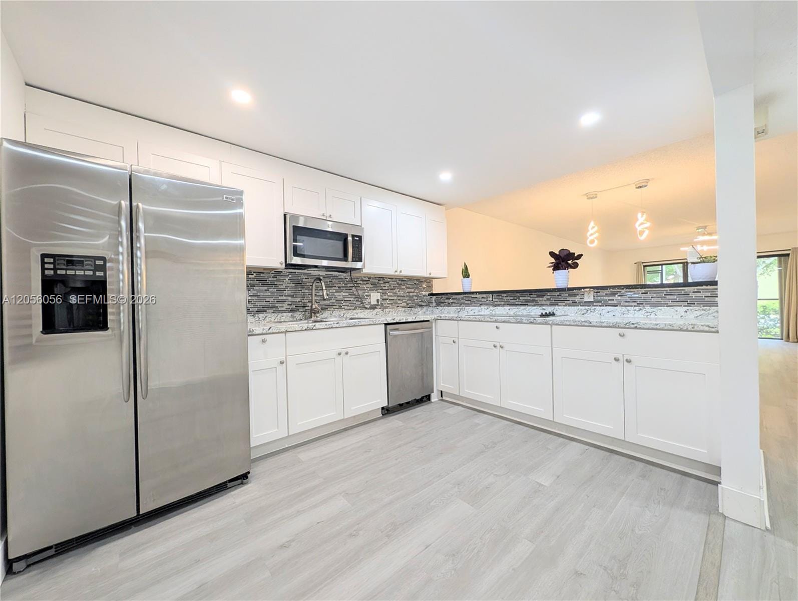 310 Lakeview Drive 105 — photo 5