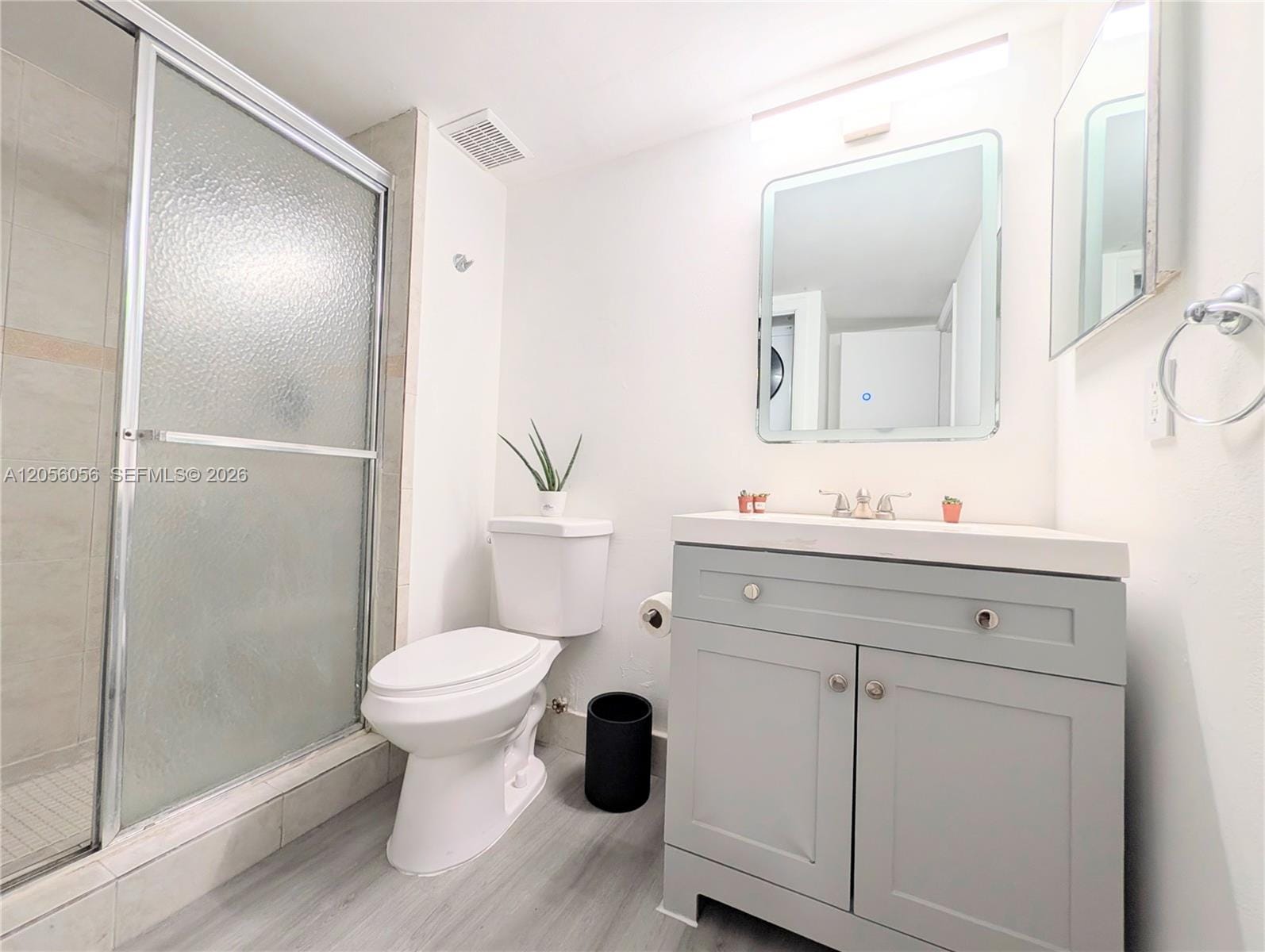 310 Lakeview Drive 105 — photo 9