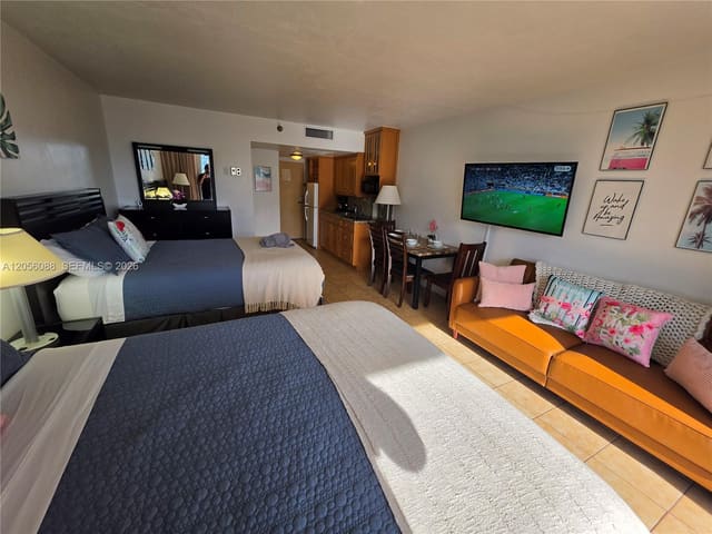 19201 Collins Avenue 433, Sunny Isles Beach, FL 33160