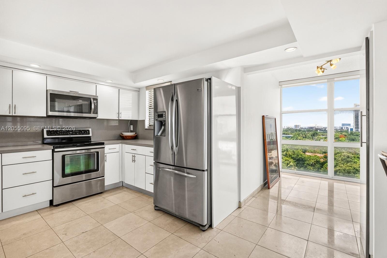 1901 Brickell Avenue B1109 — photo 12