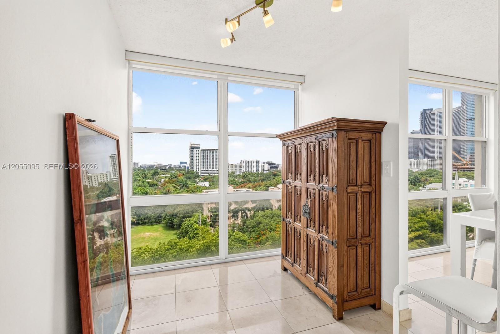 1901 Brickell Avenue B1109, Miami, FL 33129 photo 13