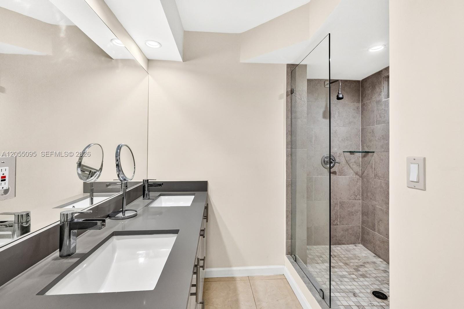 1901 Brickell Avenue B1109, Miami, FL 33129 photo 17