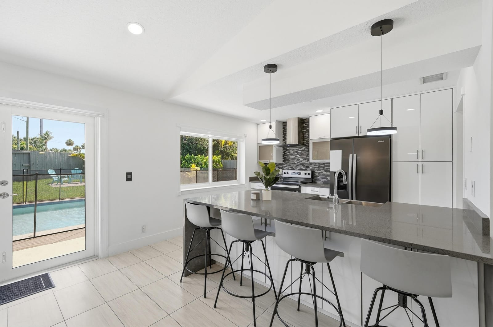 25 CEDAR Circle, Boynton Beach, FL 33436 photo 7