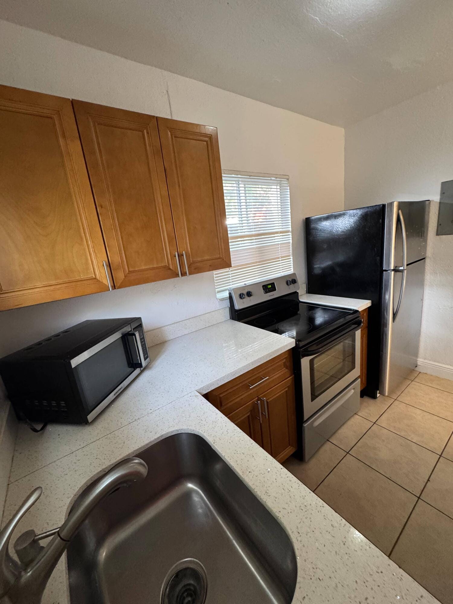 1960 SW 41ST Avenue 6A, Fort Lauderdale, FL 33317 photo 4