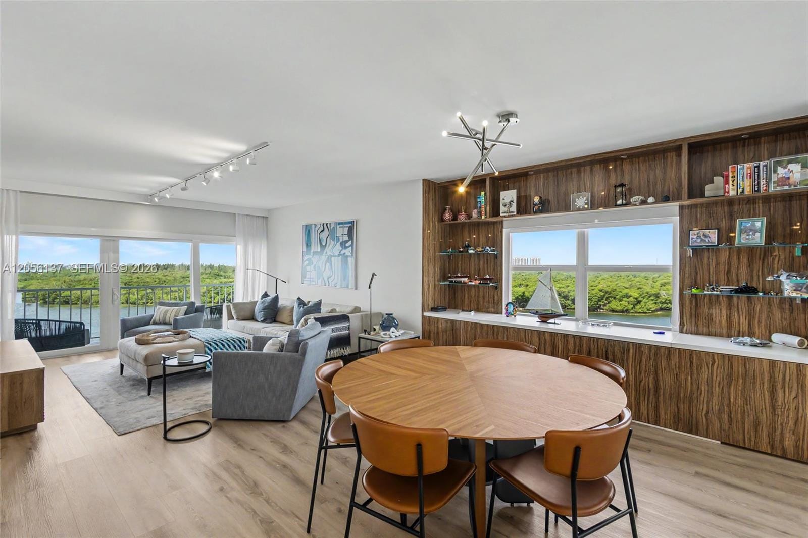 500 Bayview Drive 822 — photo 2