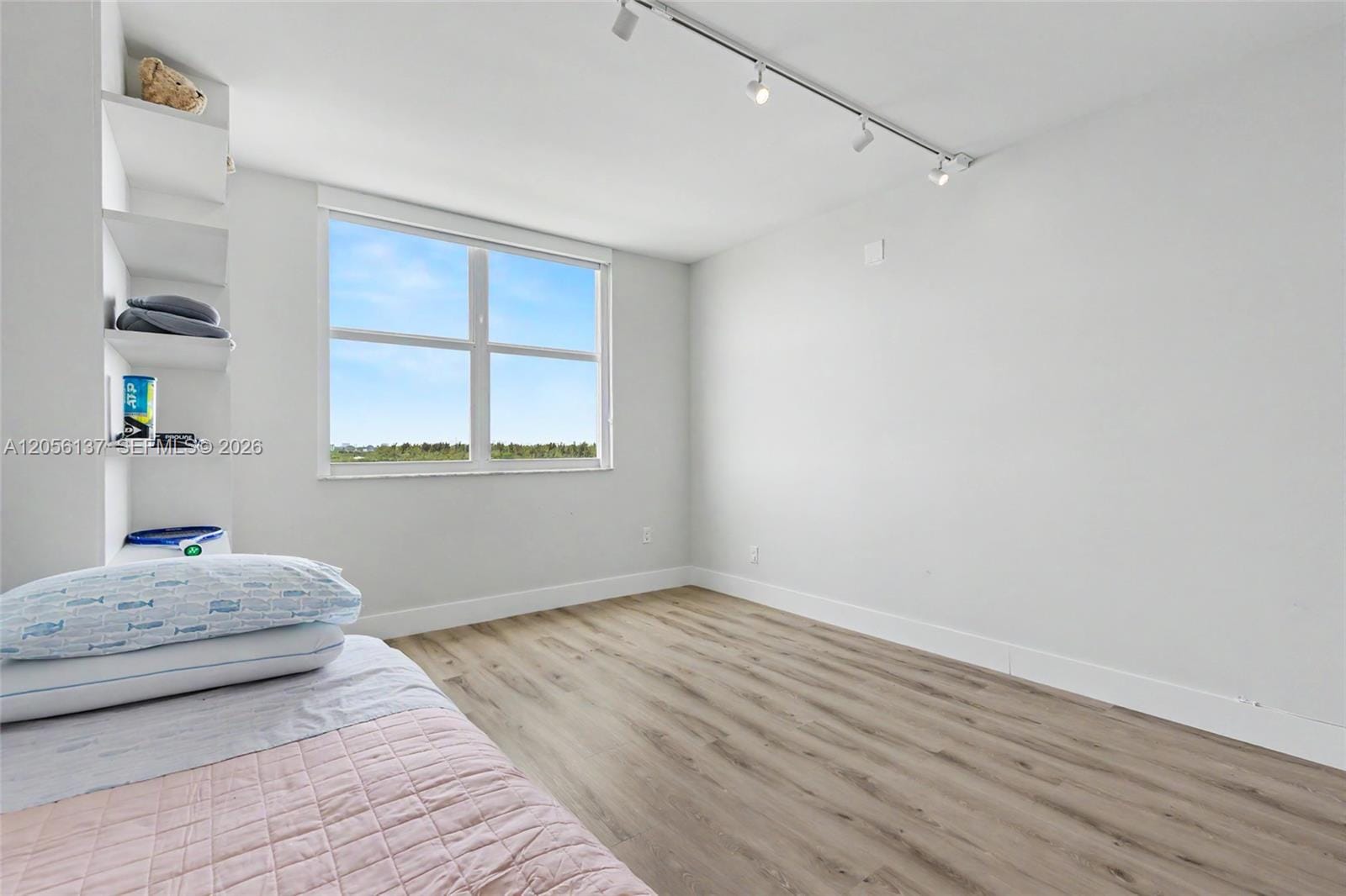 500 Bayview Drive 822, Sunny Isles Beach, FL 33160 photo 28