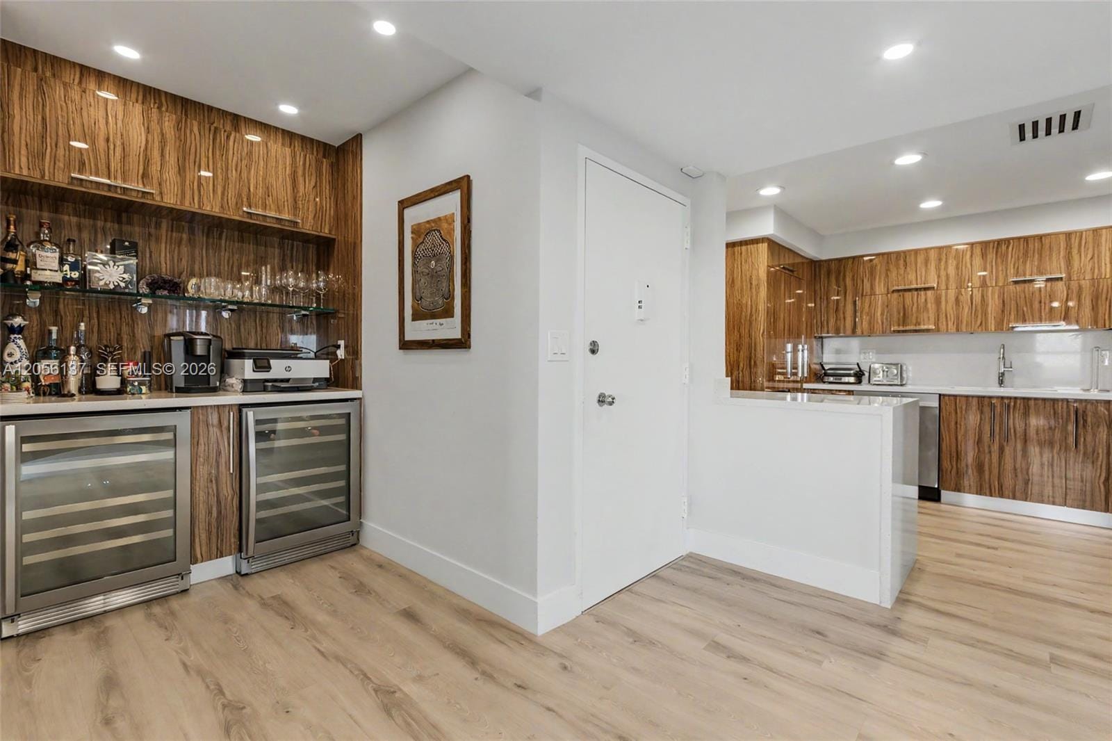 500 Bayview Drive 822 — photo 4