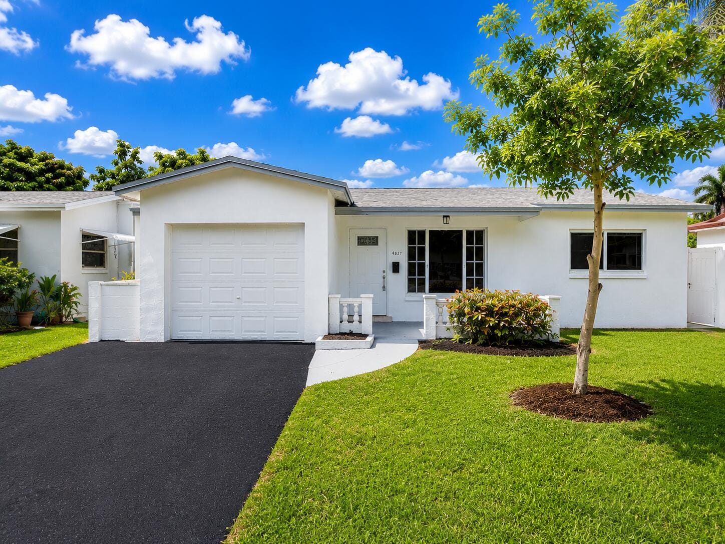 4827 NW 43RD Court, Lauderdale Lakes, FL 33319 photo 2