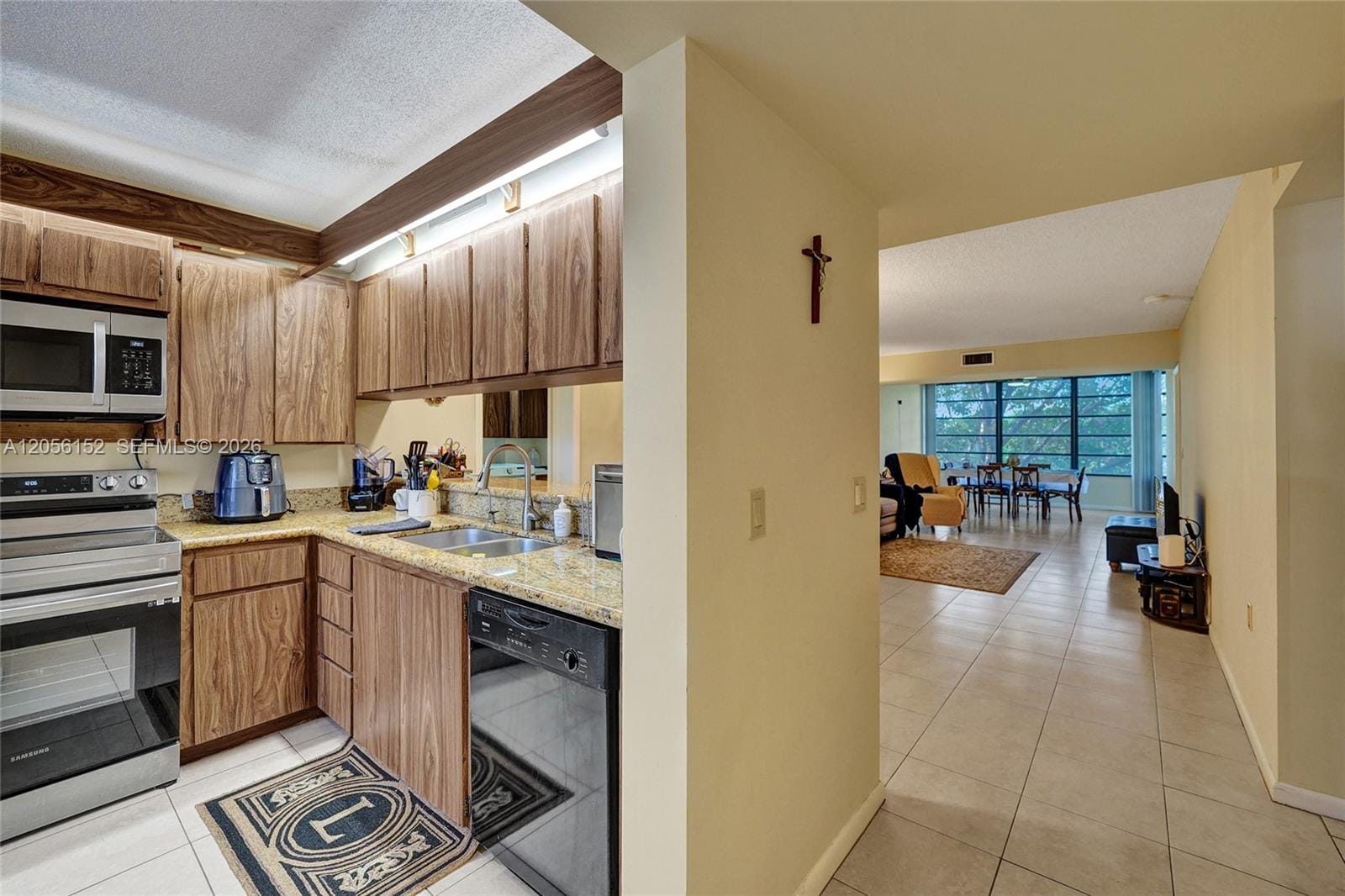 1713 Whitehall Drive 304, Davie, FL 33324 photo 19
