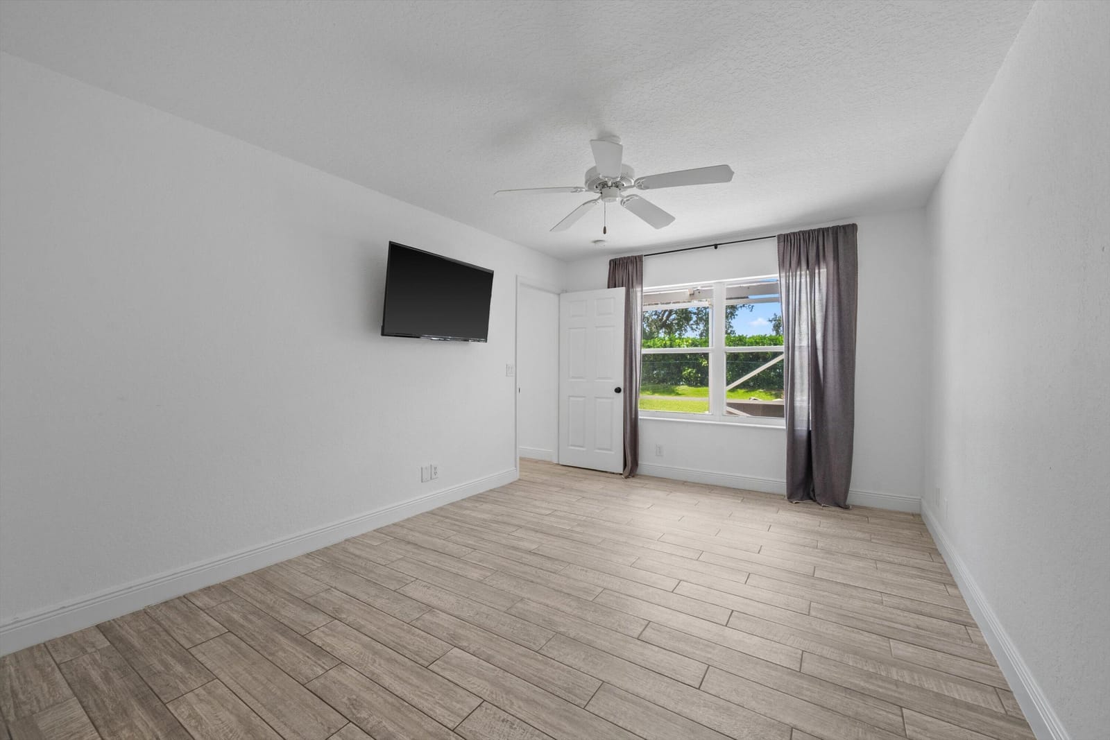 3800 Miramontes Circle — photo 12