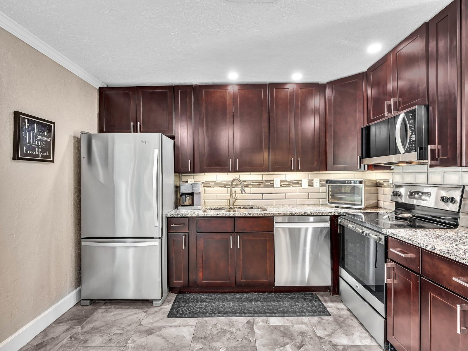 2448 NE 14TH Terrace, Pompano Beach, FL 33064 photo 5
