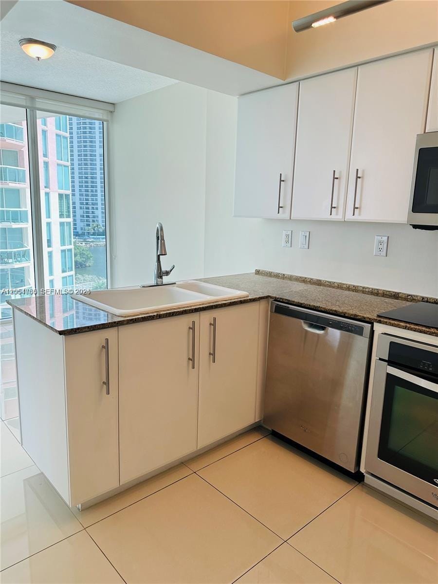 3370 NE 190th Street 706 — photo 9