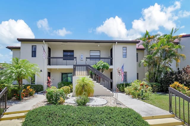 21214 Lago Circle 8b, Boca Lago, Boca Raton, FL