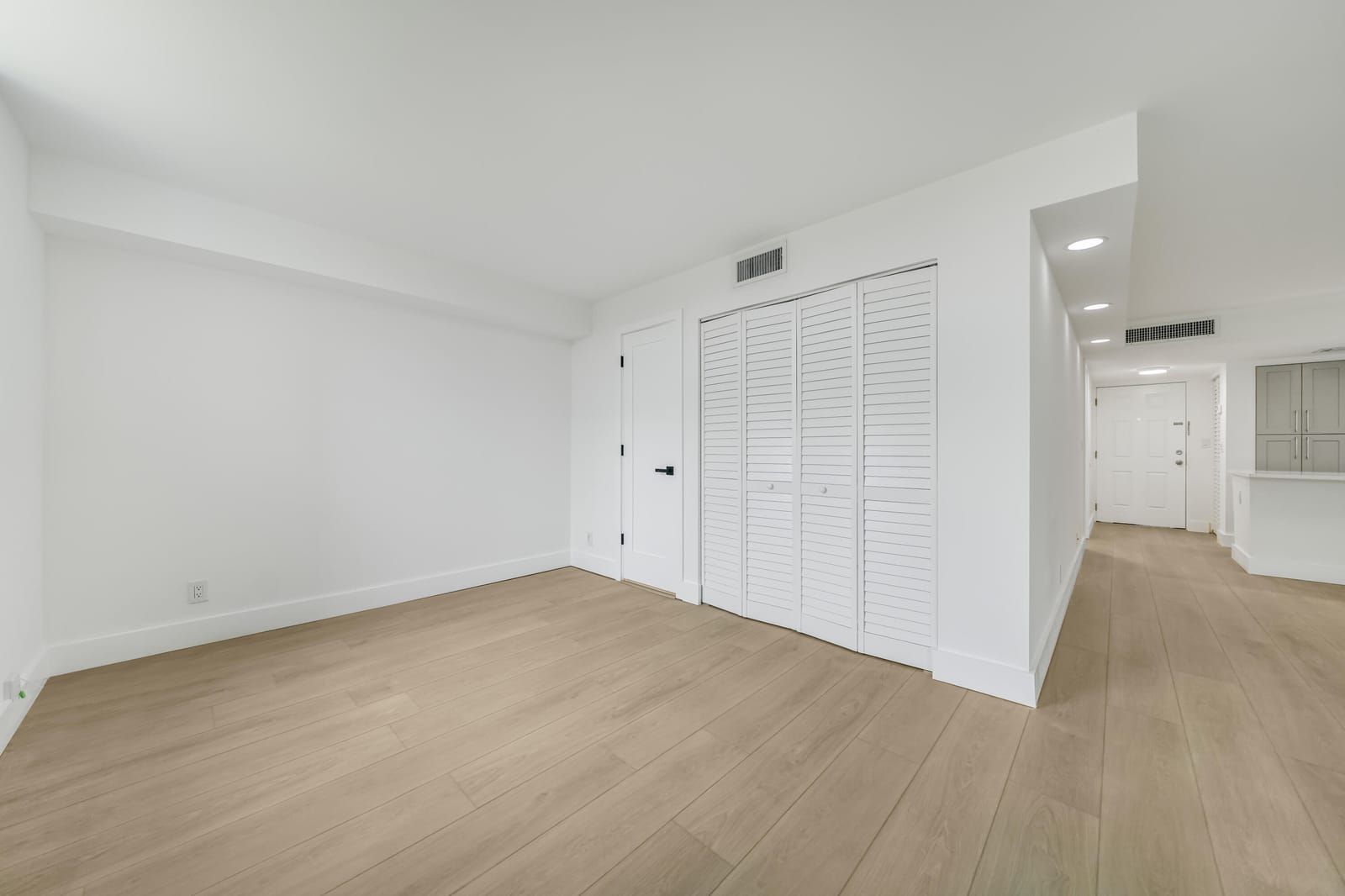 5301 NW 2nd Avenue 407, Boca Raton, FL 33487 photo 14