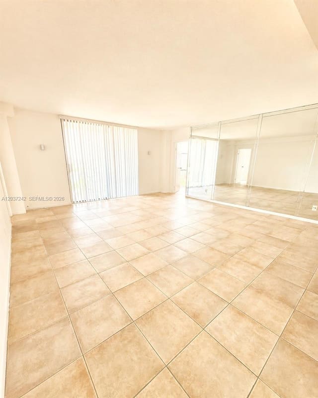 13499 Biscayne Boulevard 706, North Miami, FL 33181