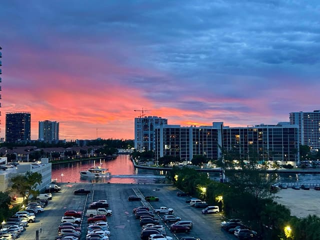 3725 S Ocean Drive 727, Sea Air Towers, Hollywood, FL