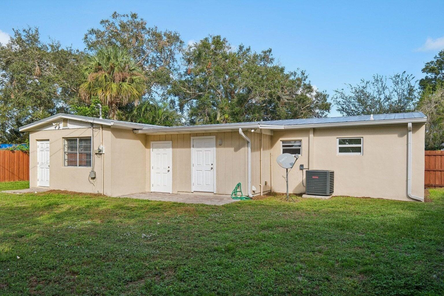 1455 15TH Avenue, Vero Beach, FL 32960 photo 21