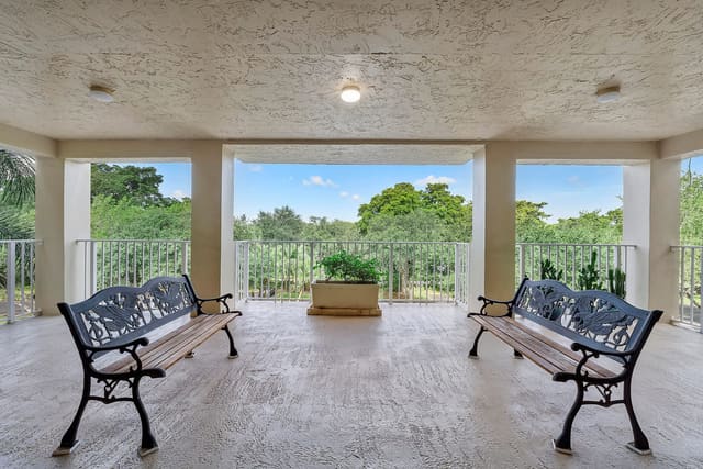 804 Cypress Grove Lane 408, Palm Aire Country Club, Pompano Beach, FL