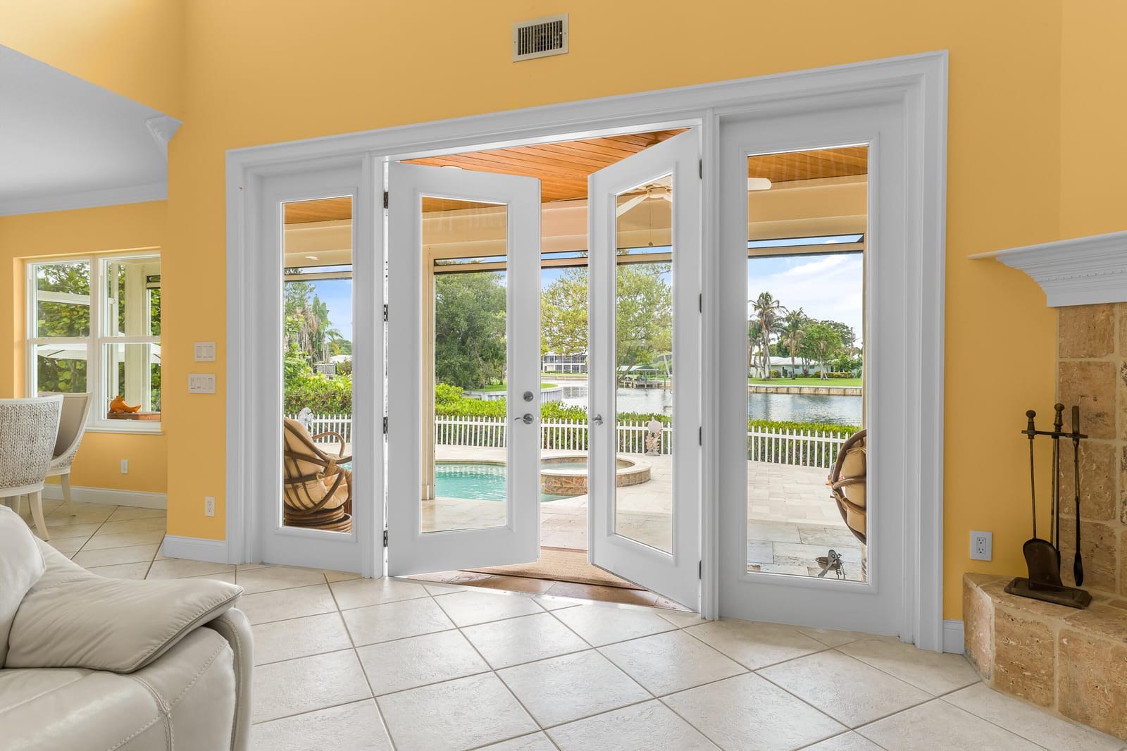 2165 6TH Court SE, Vero Beach, FL 32962 photo 14