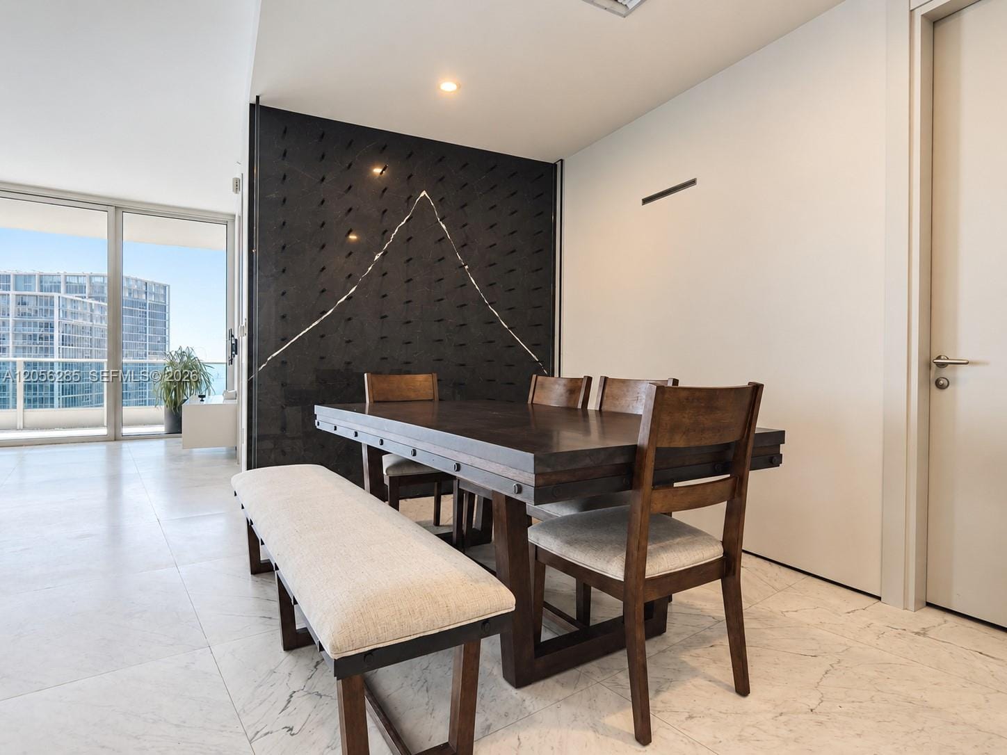 200 Biscayne Boulevard Way 5104, Miami, FL 33131 photo 5