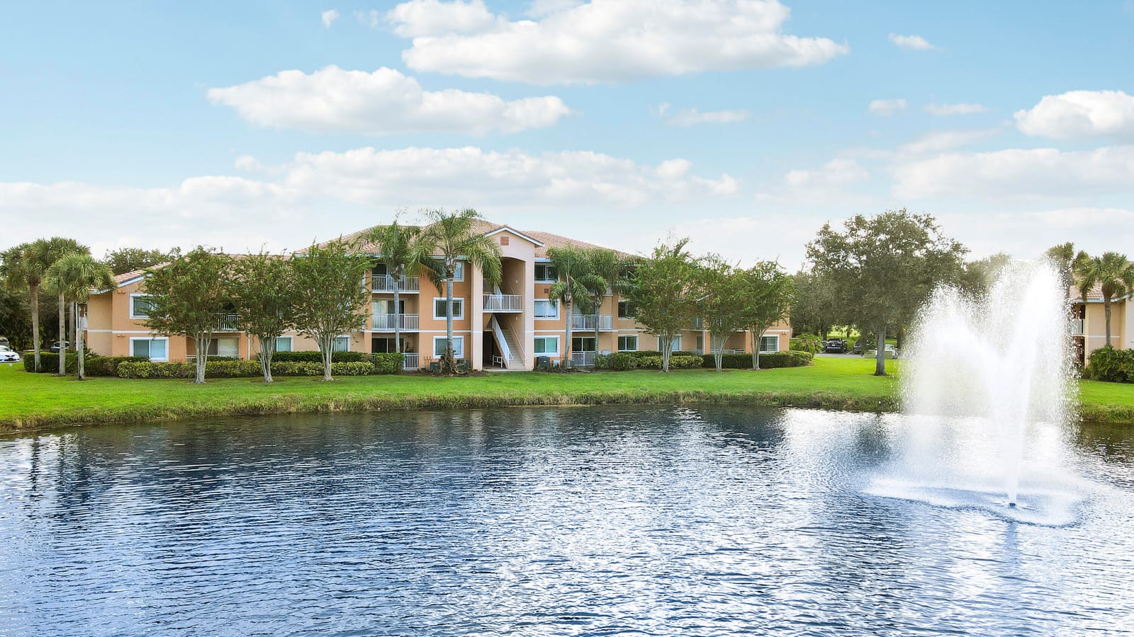 121 SW Palm Drive 306, Port St. Lucie, FL 34986 photo 1