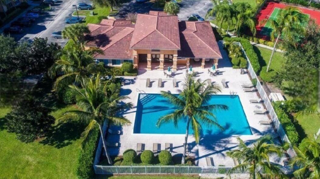 121 SW Palm Drive 306, Port St. Lucie, FL 34986 photo 5