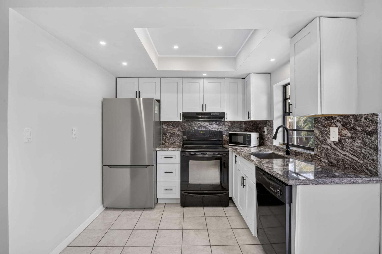 8968 SW 52nd Place — photo 10