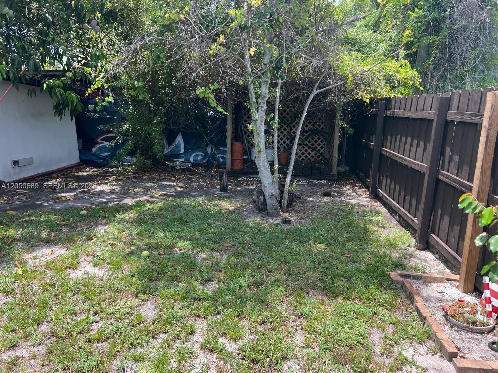 695 697 Curtiss Drive, Opa-Locka, FL 33054 photo 21