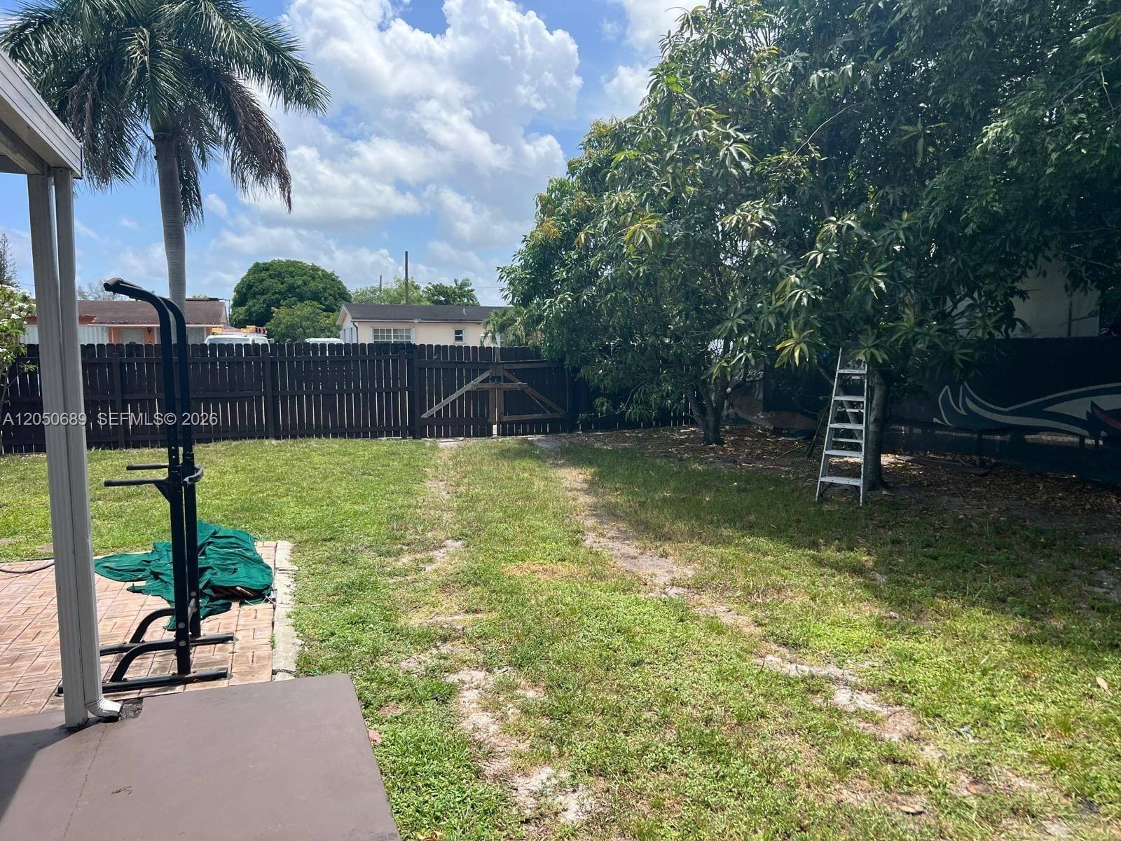 695 697 Curtiss Drive, Opa-Locka, FL 33054 photo 25