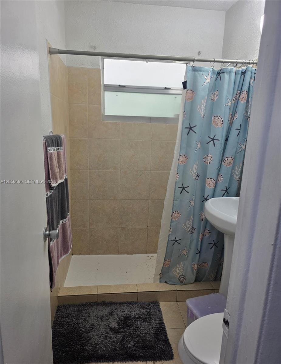 695 697 Curtiss Drive, Opa-Locka, FL 33054 photo 29