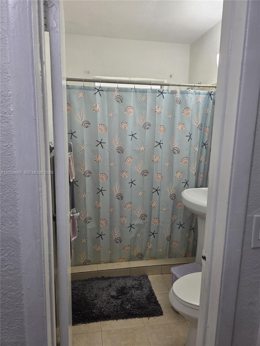 695 697 Curtiss Drive, Opa-Locka, FL 33054 photo 30