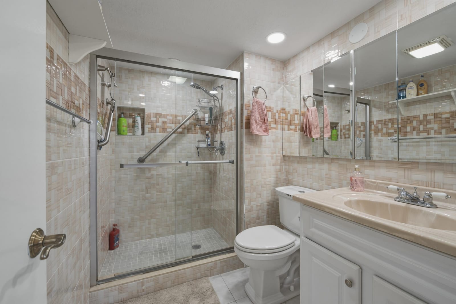 9200 N Hollybrook Lake Drive 310 — photo 6