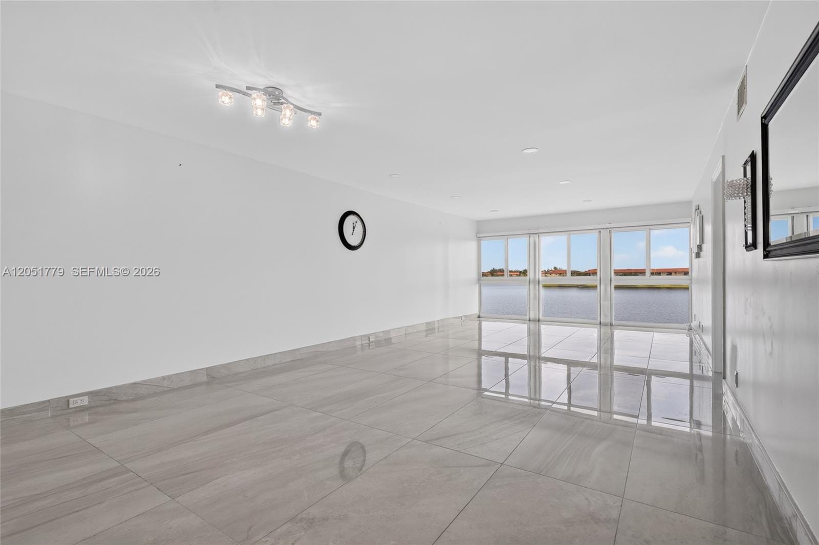 1501 SW 134th Way 403D — photo 8