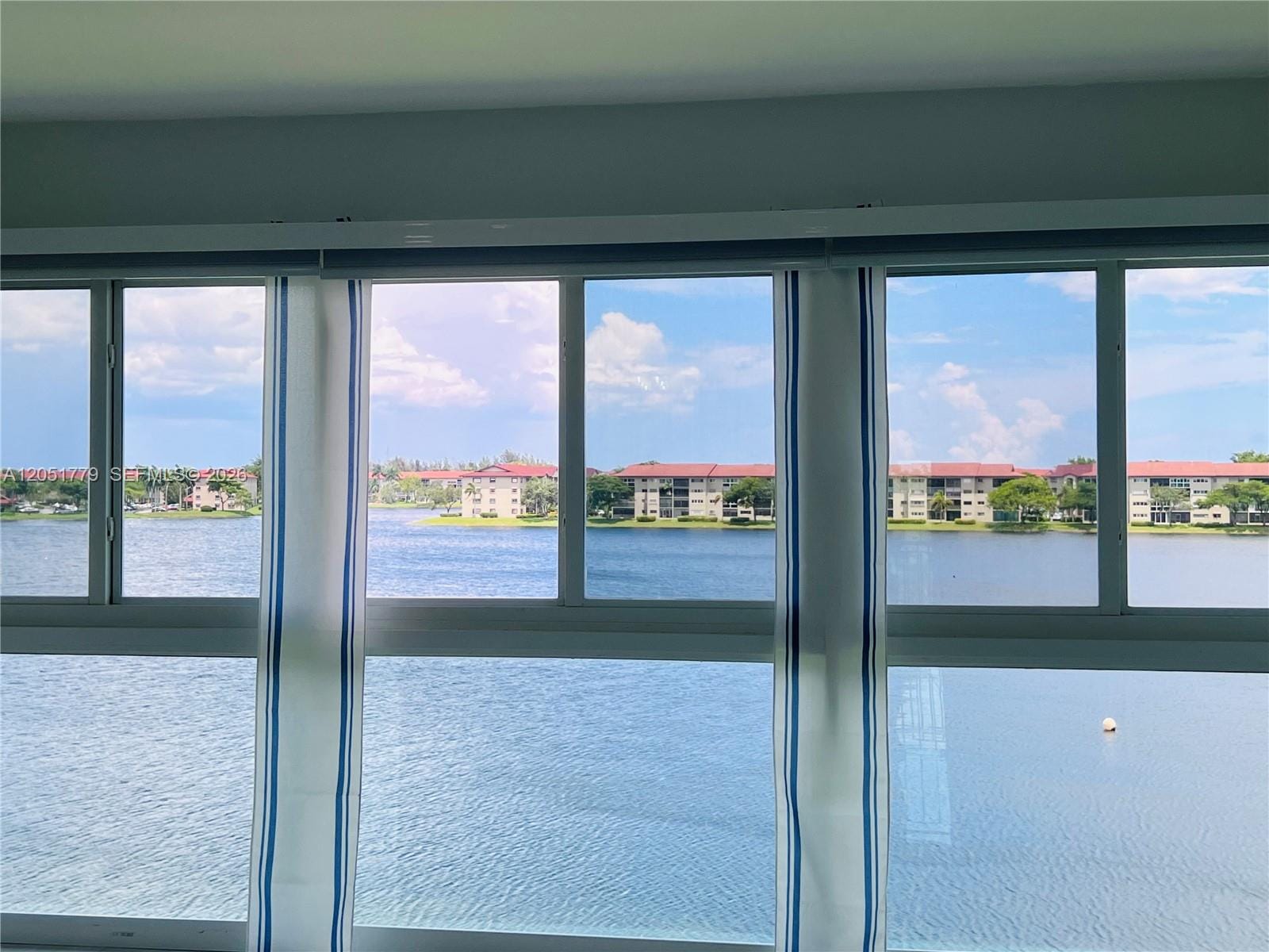 1501 SW 134th Way 403D — photo 10