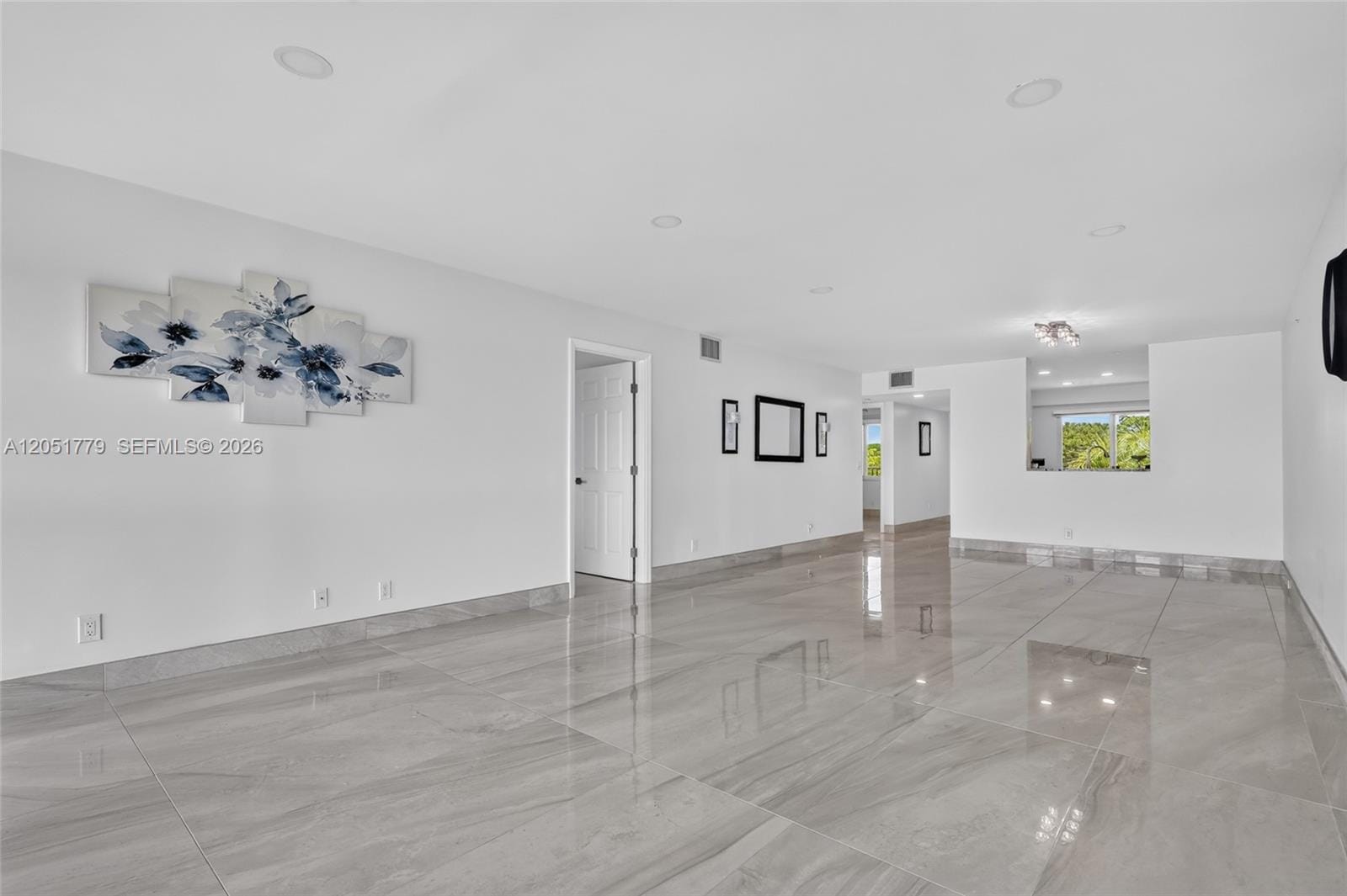 1501 SW 134th Way 403D — photo 12